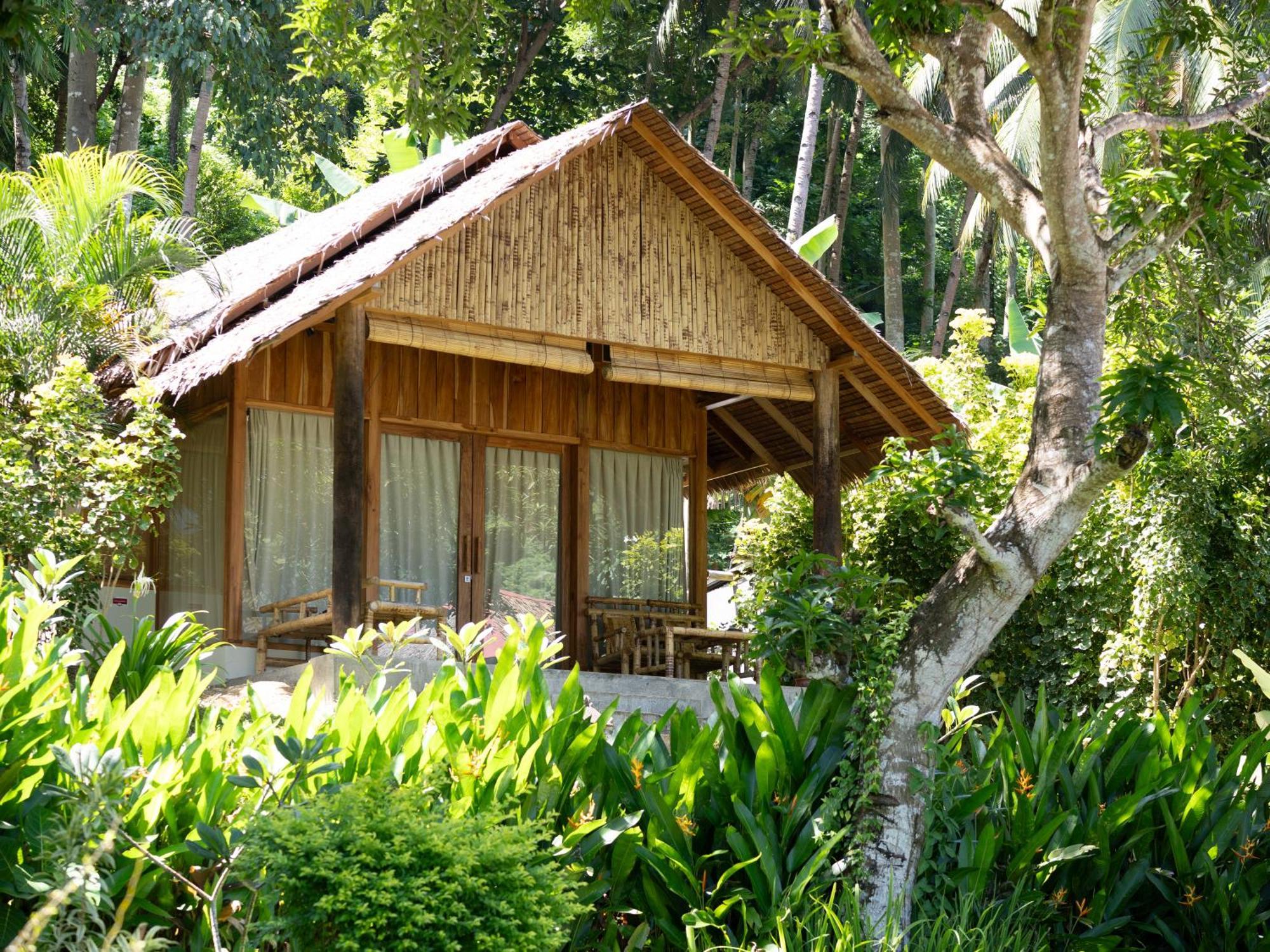 D'Lagoon Dive Resort Bitung Kültér fotó
