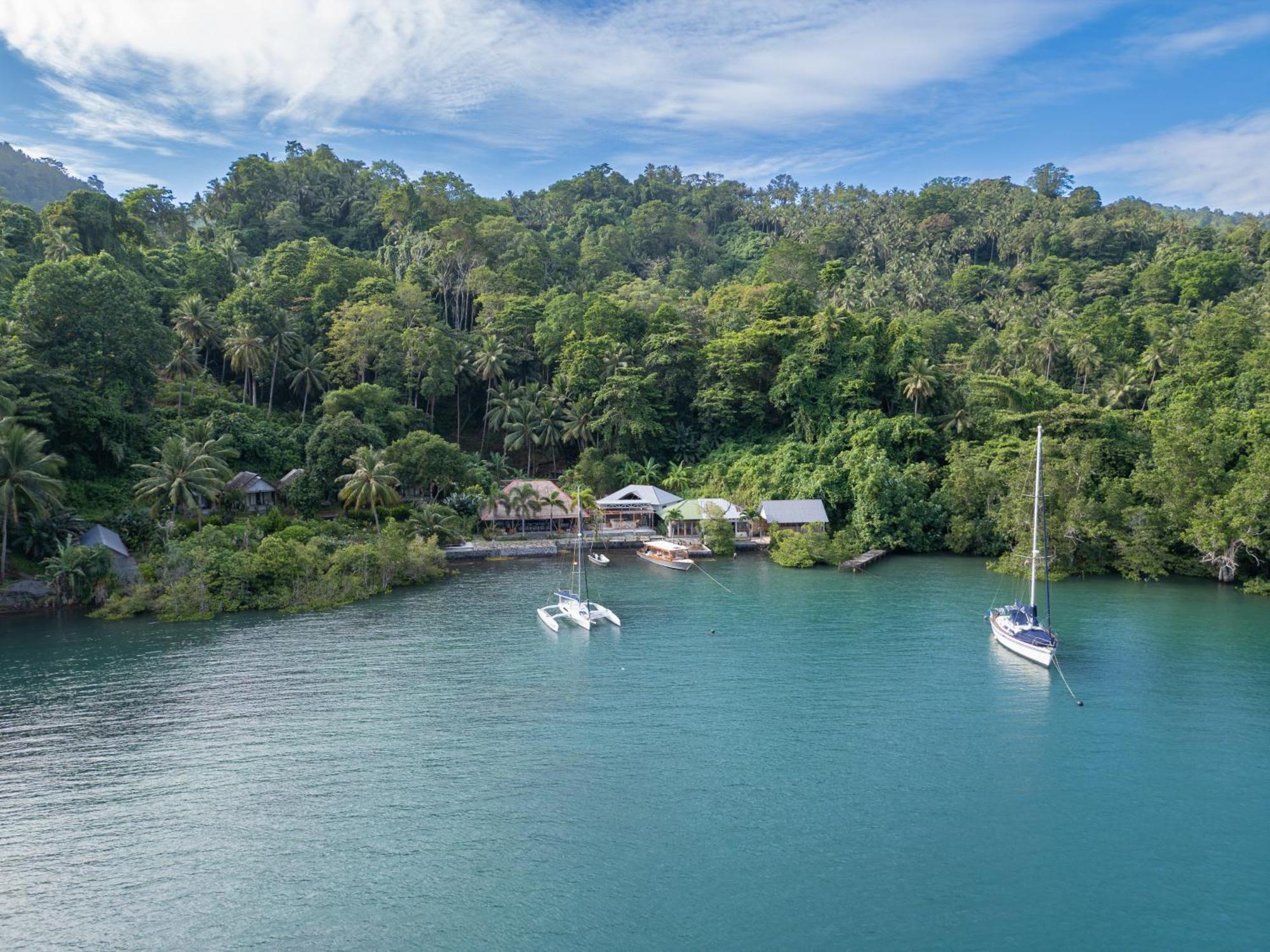 D'Lagoon Dive Resort Bitung Kültér fotó